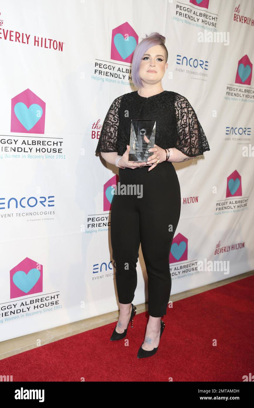 Kelly Osbourne im Peggy Albrecht Friendly House 26. Annual Awards Luncheon im Beverly Hilton Hotel in Beverly Hills, Kalifornien am 24. Oktober 2015. Das Peggy Albrecht Friendly House wurde 1951 gegründet und war das erste Heim im Land für Frauen, die sich von Drogen- und Alkoholmissbrauch erholten. Es ist ein Modell für Sanierungshäuser in den Vereinigten Staaten und Europa. Stockfoto