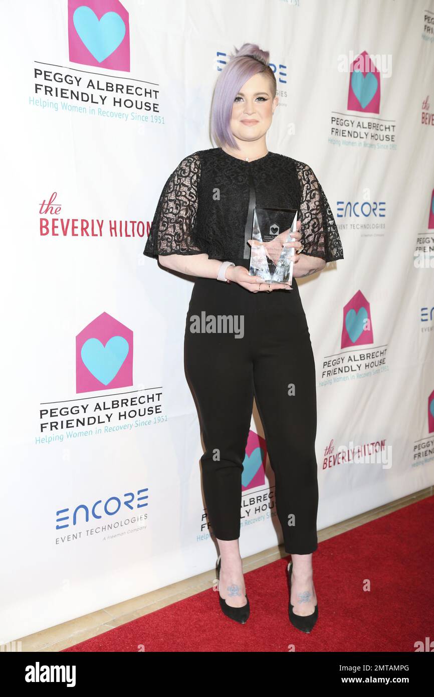 Kelly Osbourne im Peggy Albrecht Friendly House 26. Annual Awards Luncheon im Beverly Hilton Hotel in Beverly Hills, Kalifornien am 24. Oktober 2015. Das Peggy Albrecht Friendly House wurde 1951 gegründet und war das erste Heim im Land für Frauen, die sich von Drogen- und Alkoholmissbrauch erholten. Es ist ein Modell für Sanierungshäuser in den Vereinigten Staaten und Europa. Stockfoto