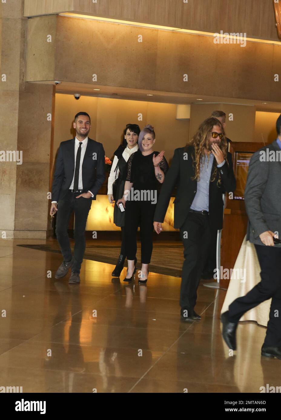 Kelly Osbourne im Peggy Albrecht Friendly House 26. Annual Awards Luncheon im Beverly Hilton Hotel in Beverly Hills, Kalifornien am 24. Oktober 2015. Das Peggy Albrecht Friendly House wurde 1951 gegründet und war das erste Heim im Land für Frauen, die sich von Drogen- und Alkoholmissbrauch erholten. Es ist ein Modell für Sanierungshäuser in den Vereinigten Staaten und Europa. Stockfoto