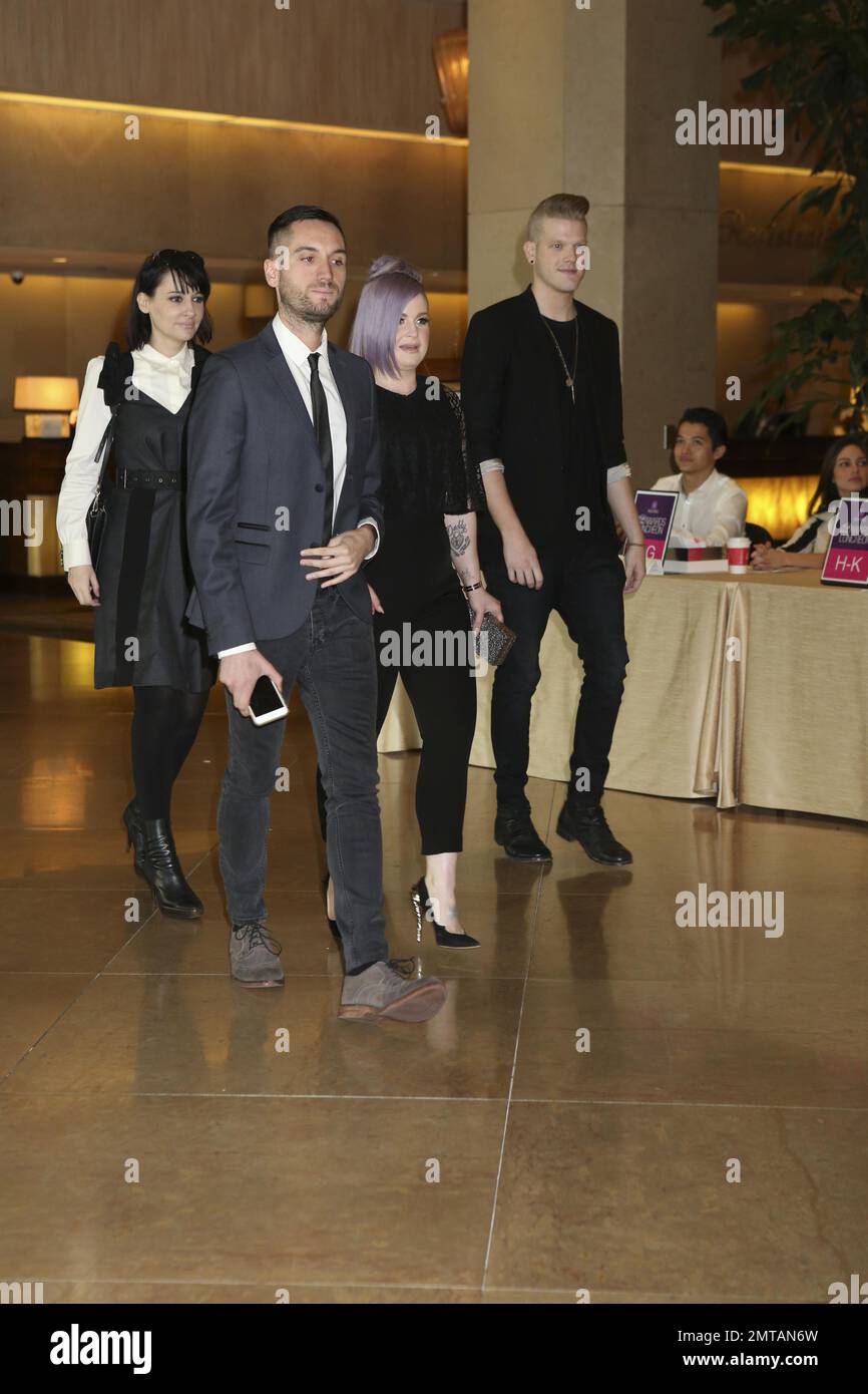 Kelly Osbourne im Peggy Albrecht Friendly House 26. Annual Awards Luncheon im Beverly Hilton Hotel in Beverly Hills, Kalifornien am 24. Oktober 2015. Das Peggy Albrecht Friendly House wurde 1951 gegründet und war das erste Heim im Land für Frauen, die sich von Drogen- und Alkoholmissbrauch erholten. Es ist ein Modell für Sanierungshäuser in den Vereinigten Staaten und Europa. Stockfoto