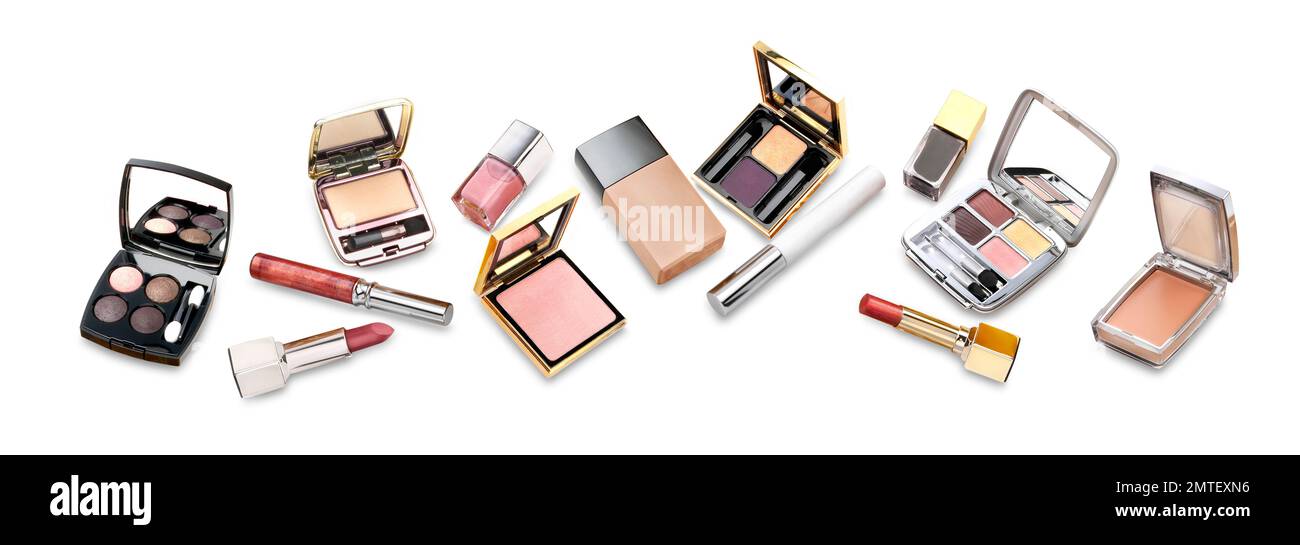 Horizontaler Satz von Make-up-Gütern vor weißem Hintergrund mit weichem Schatten. Nützlich für das Design von Webbannern. Stockfoto