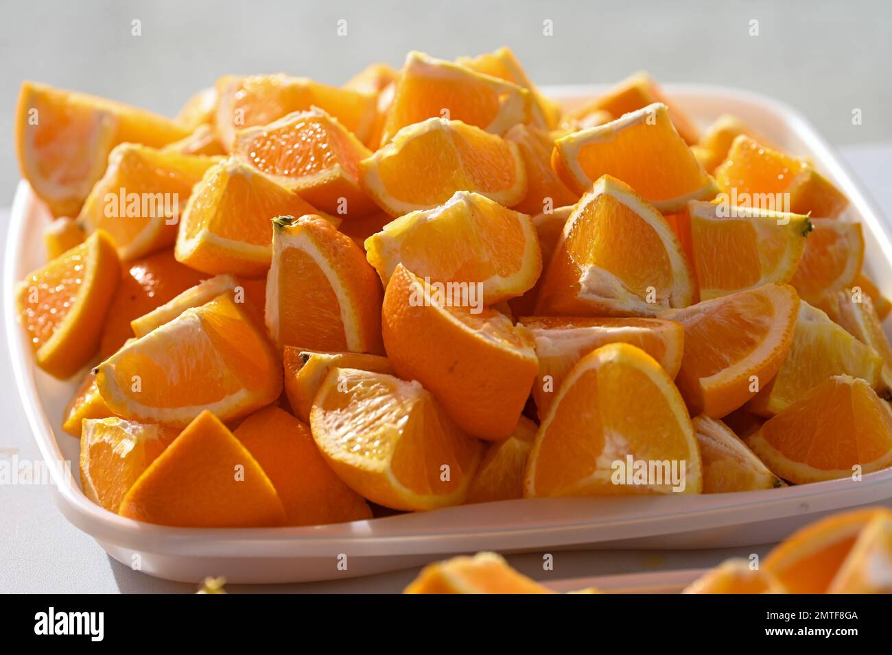 Orange Segmente reich an Vitamin C. urheberrechtlich geschütztes Foto von Paul Slater Images Ltd - Tel. 07512838472. Stockfoto