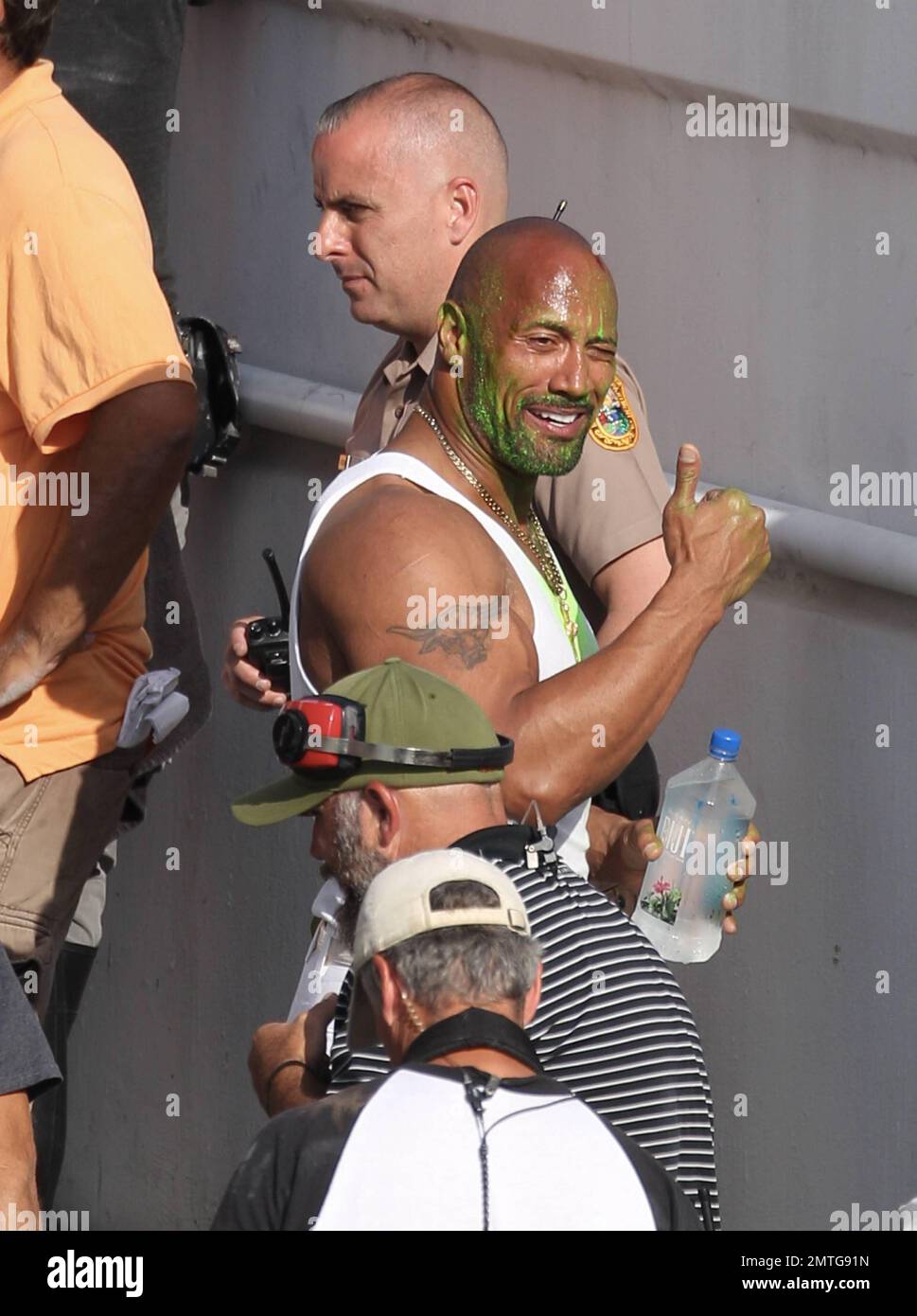 On schuhe dwayne johnson sales