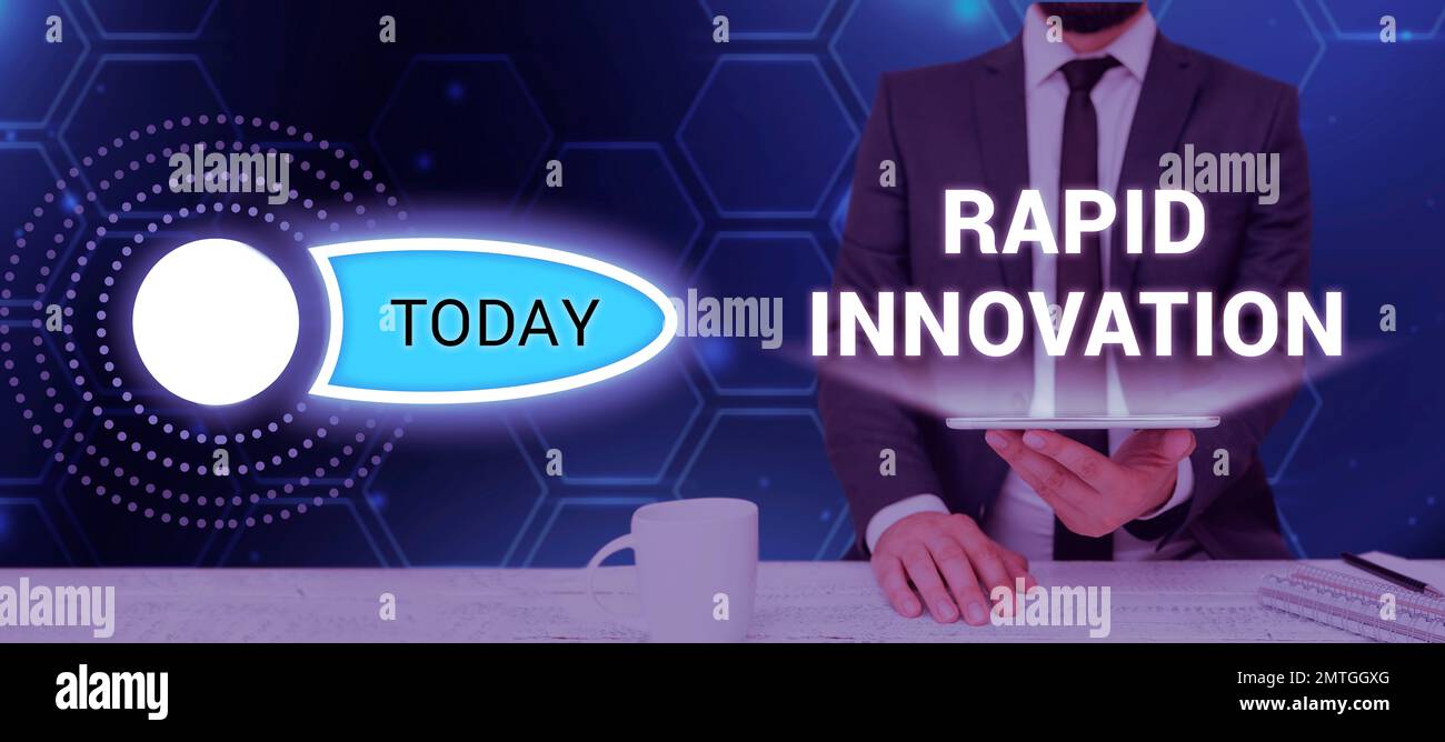 Handgeschriebenes Schild Rapid Innovation. Konzeptionelle Fotocharakteristik einer Website, die Suchmaschinenalgorithmen verwendet Stockfoto