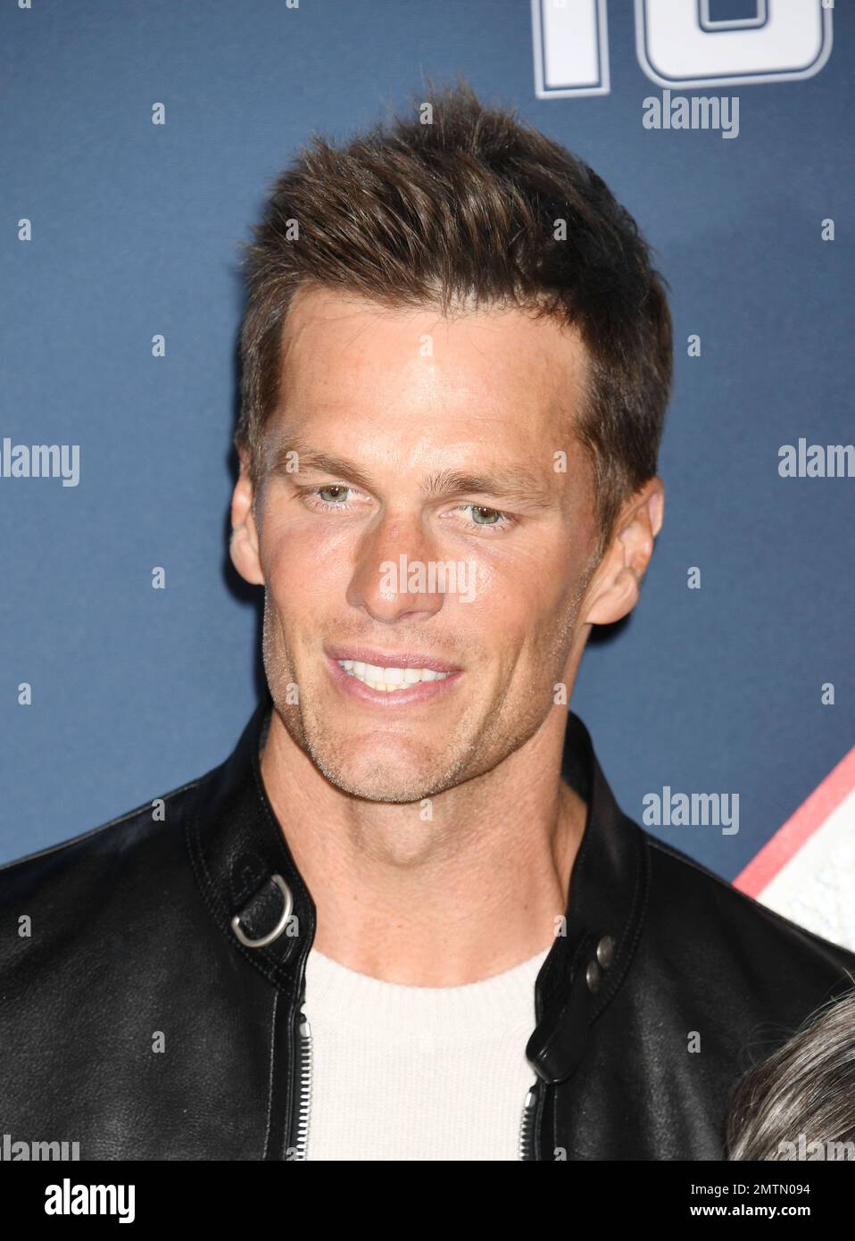 LOS ANGELES, CA - 31. JANUAR: Tom Brady nimmt am Regency Village Theatre am an der Premiere von Paramount Pictures' „80 for Brady“ Teil Stockfoto