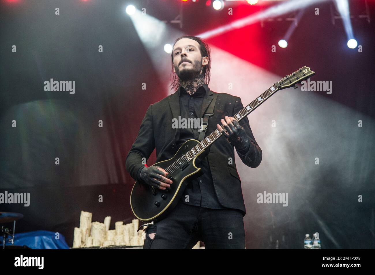 Ryan Sitkowski of Motionless in White performs at Rock On The Range Music Festival on Friday, May 19, 2017, in Columbus, Ohio. (Photo by Amy Harris/Invision/AP) Stockfoto