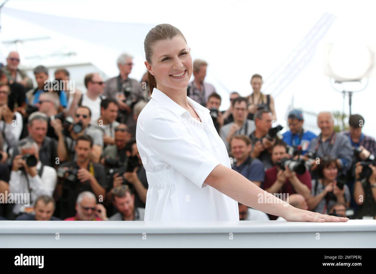 Actress Maryana Spivak poses for photographers during the photo call for the Loveless, at the 70th international film festival, Cannes, southern France, Thursday, May 18, 2017. (AP Photo/Alastair Grant) Stockfoto