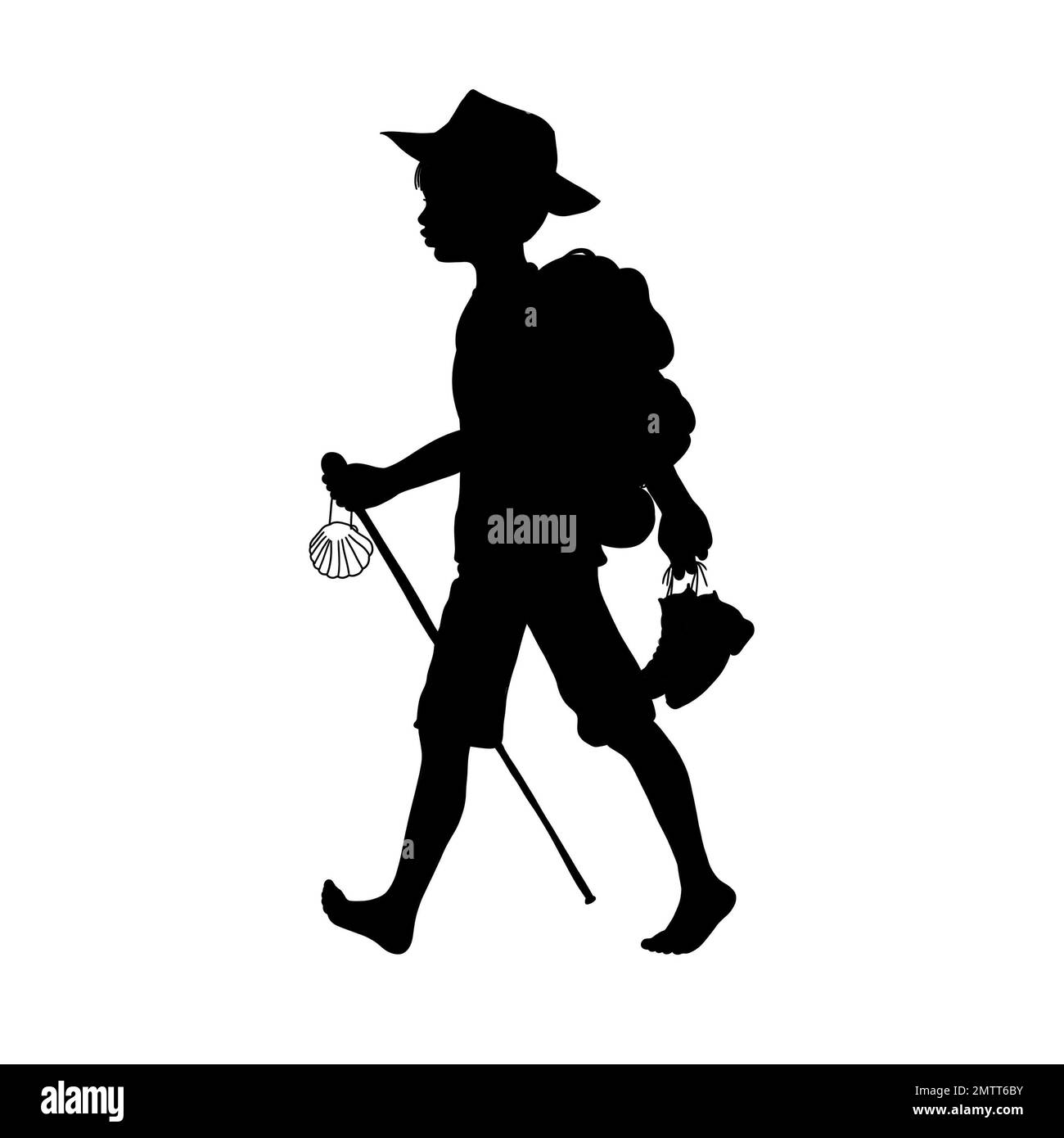 Silhouette: Ein Junge oder Pilger geht barfuß mit einem Rucksack auf dem Rücken, Hut und Schuhen in der Hand, mit einem wandelnden Stab und einer Muschelmuschel darauf Stockfoto