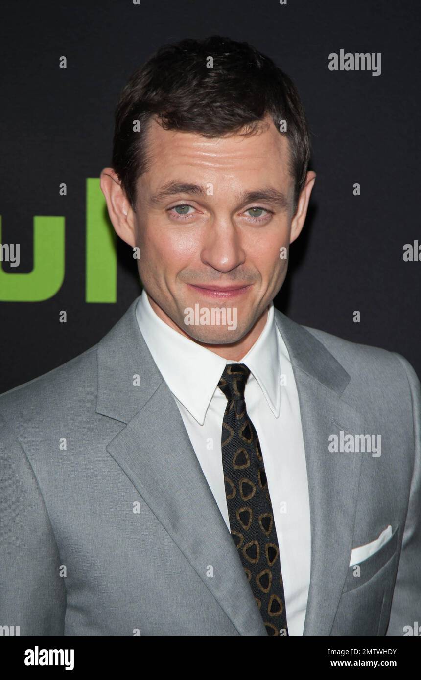 Hugh Dancy nimmt an der Premiere der Hulu Original Serie „The Path“ in Los Angeles im ArcLight Cinema in Hollywood, Kalifornien Teil. 21. März 2016. Stockfoto