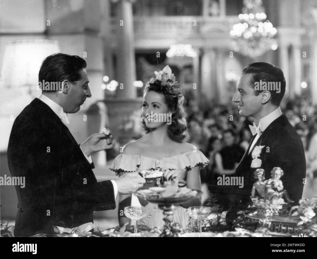 Battement de coeur Beating Heart Year: 1940 - Frankreich Danielle Darrieux, Claude Dauphin, Jean Tissier Director Henri Decoin Stockfoto