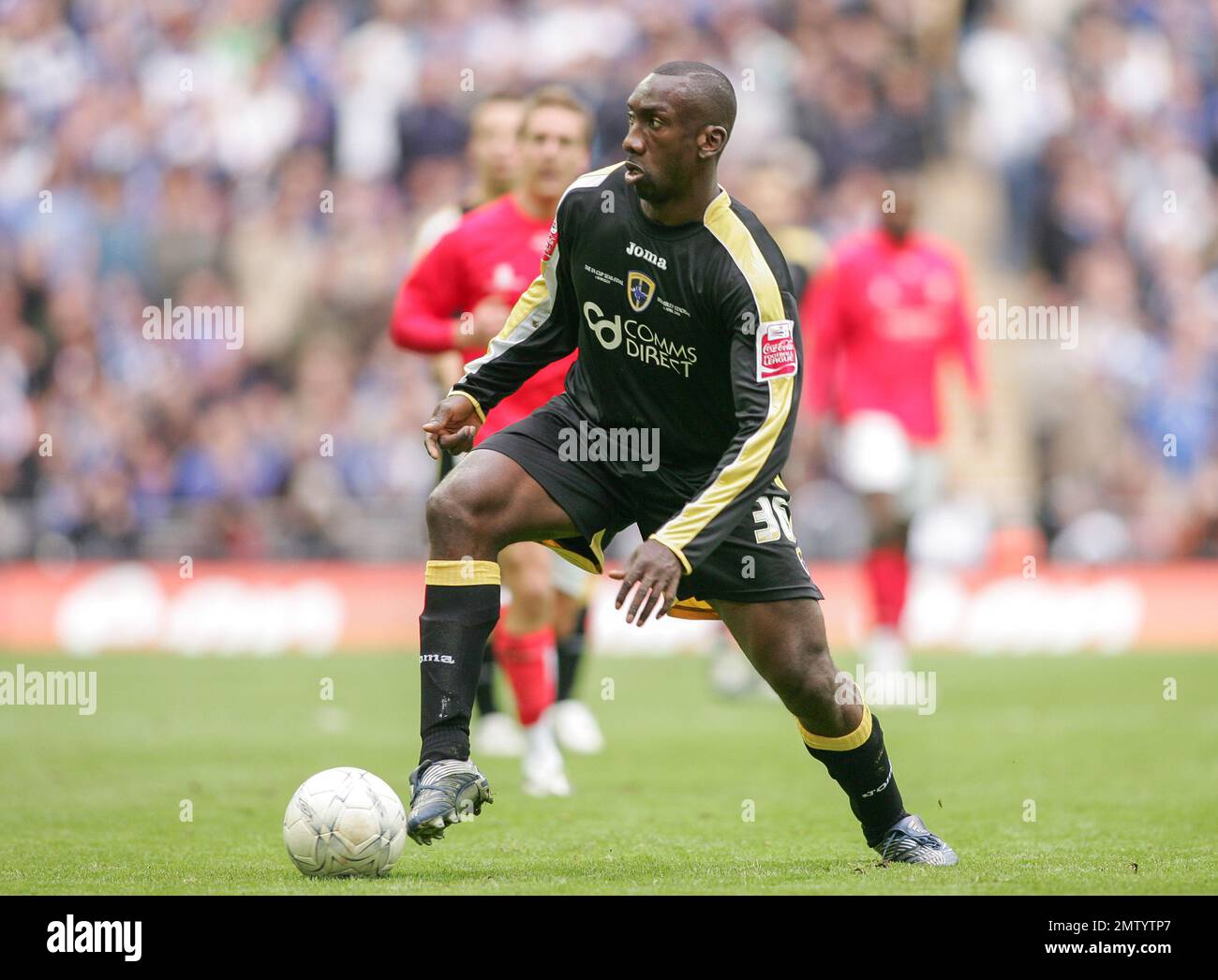 Jimmy Floyd Hasselbank von Cardiff City im Halbfinalspiel des FA Cup gegen Barnsley im Wembley Stadium in London am 6. April 2008. Cardiff City gewann das Spiel mit 1:0. --- die Nutzung von englischen Fußballbildern auf Mobilgeräten und Websites ist abhängig von der Erlangung einer fotografischen Endnutzerlizenz von Football DataCo Ltd Tel: +44 (0) 207 864 9121 oder E-Mail accreditations@football-dataco.com - gilt für Spiele der Premier und Football League Stockfoto