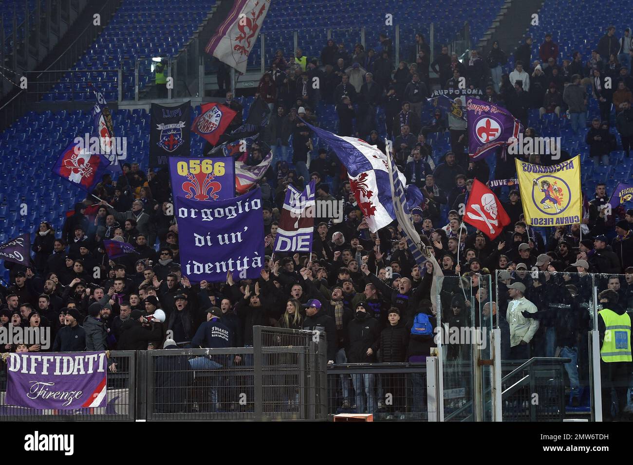 Stadio Olimpico, Rom, Italien. 29. Januar 2023. Serie A Fußball; Lazio gegen AC Fiorentina; Fiorentina Fans Credit: Action Plus Sports/Alamy Live News Stockfoto