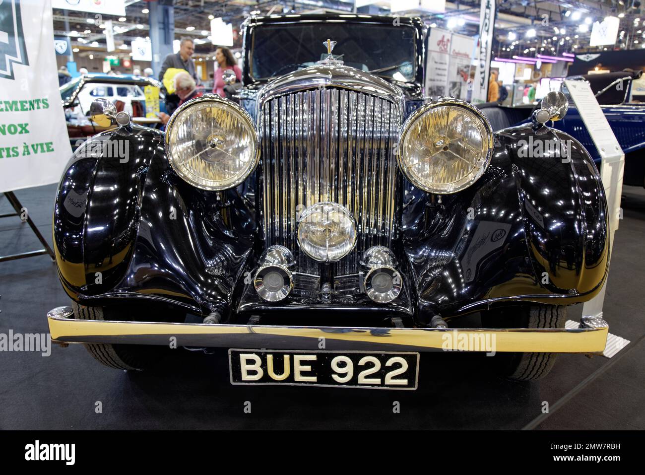 Paris, Frankreich. 31. Januar 2023. Bentley 3,5l Derby Coupé by Rippon (1935) - Vorschau Abend der Retromobile Show am 31. Januar 2023 in Paris. Stockfoto