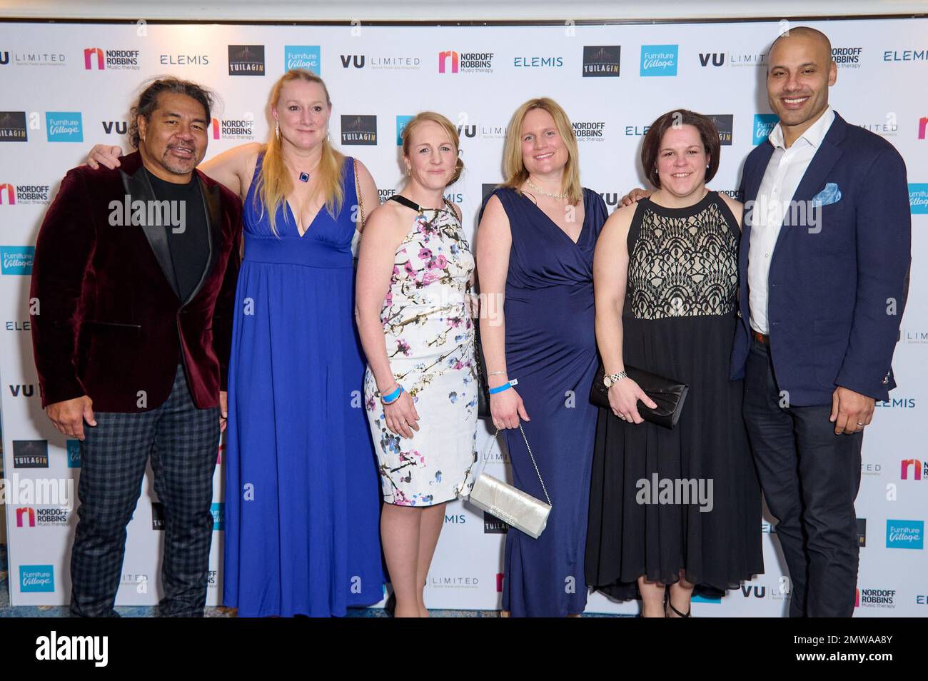 London, Vereinigtes Königreich 1. Februar, 2023 . Gast: Tamara Taylor, Sophie Halhead, Izzy Noel Smith, Clair Purdy, Delon Armitage nahm an dem „Legends of Rugby Dinner 2023" Teil, das mit Hilfe von Nordoff Robins im JW Marriot Grosvenor House Hotel stattfand. Kredit: Alan D West/EMPICS/Alamy Live News Stockfoto