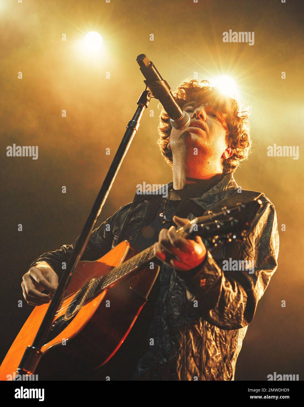 Mailand, Italien, 01. Februar 2023. Die britische Indie-Rockband The Kooks tritt live im Fabrique in Mailand auf. Credits: Maria Laura Arturi/Alamy Live News Stockfoto