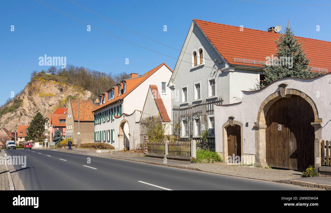 Dorfzentrum Soernewitz, im Hintergrund die Boselspitze, Coswig, Sachsen, Deutschland Stockfoto