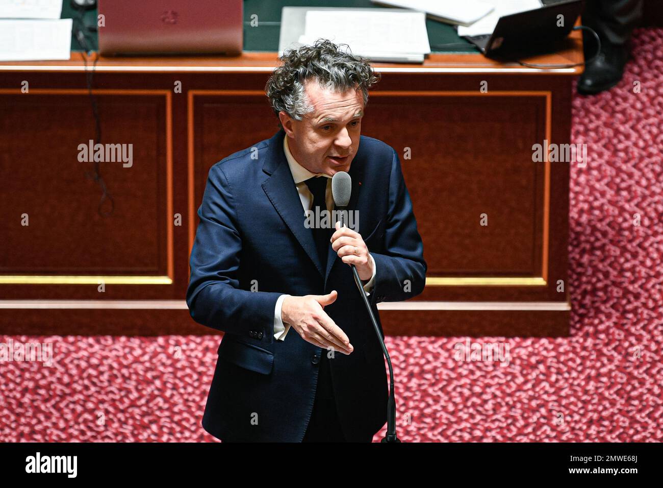 Paris, Frankreich, am 1. Februar 2023. Christophe Bechu, Minister für ökologischen Wandel während einer Fragestunde an die Regierung im französischen Senat (Palais du Luxembourg) am 1. Februar 2023 in Paris, Frankreich. Foto: Victor Joly/ABACAPRESS.COM Stockfoto
