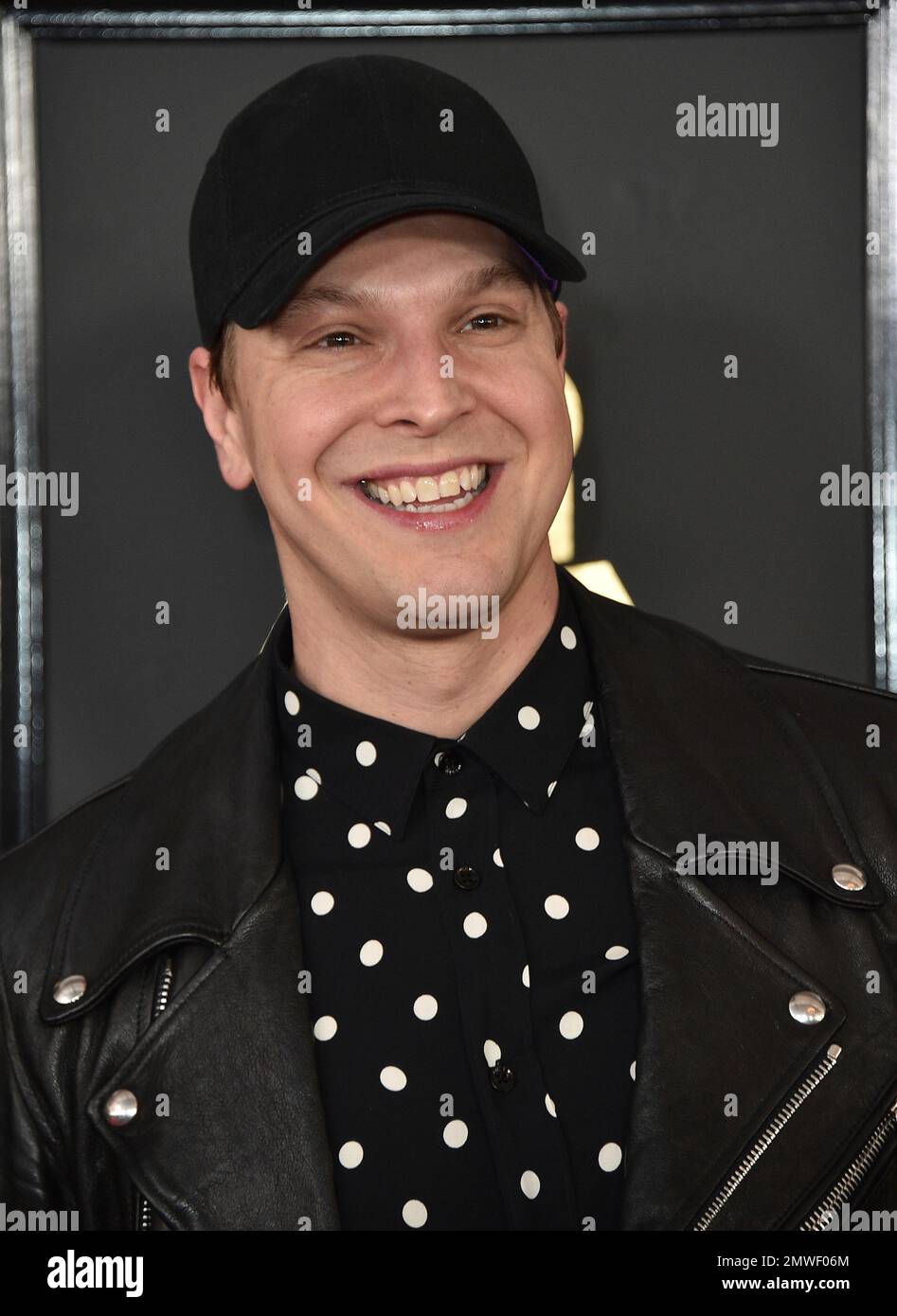 Gavin DeGraw arrives at the 59th annual Grammy Awards at the Staples Center on Sunday, Feb. 12, 2017, in Los Angeles. (Photo by Jordan Strauss/Invision/AP) Stockfoto