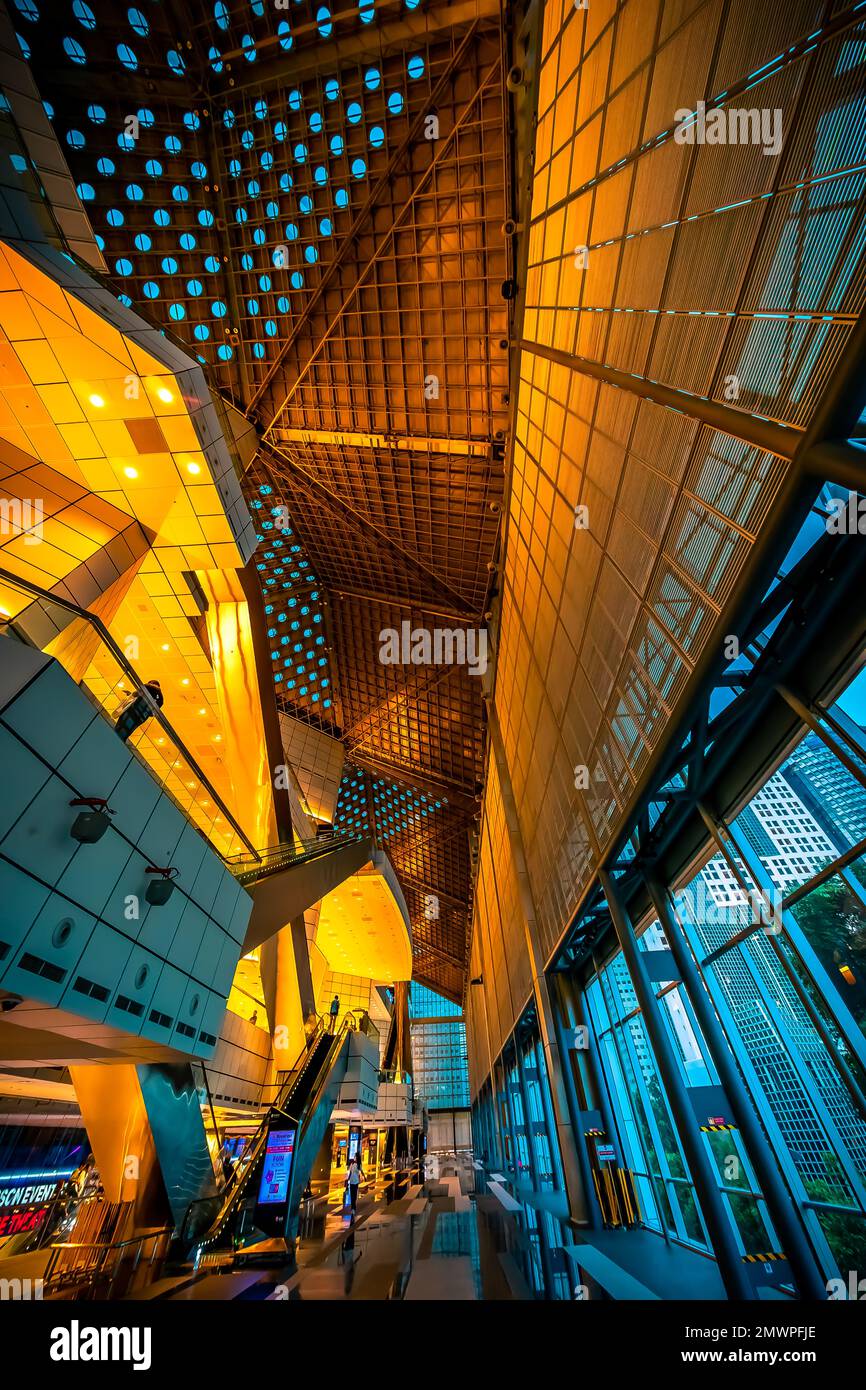 Innenansicht des Suntec Singapore Convention and Exhibition Centre. Stockfoto