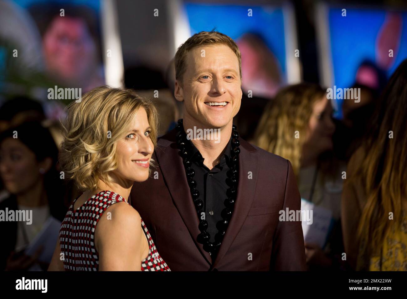 Alan Tudyk, right, and Charissa Barton arrive at the 2016 AFI Fest - "Moana" World Premiere at El Capitan Theatre on Monday, Nov. 14, 2016, in Los Angeles. (Photo by Willy Sanjuan/Invision/AP) Stockfoto