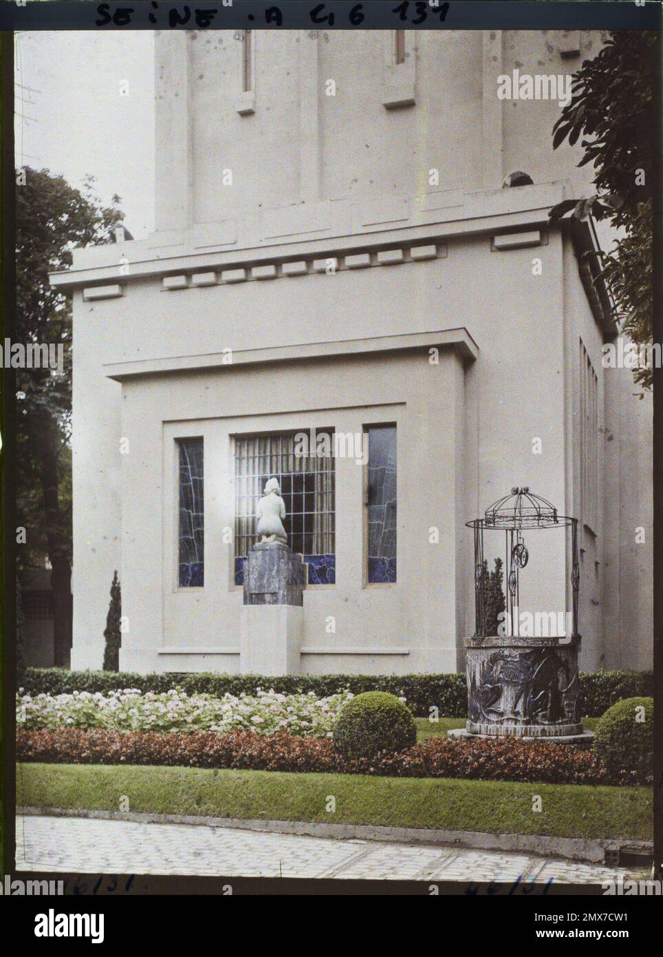 Paris (8. Arr.), Frankreich die Ausstellung der dekorativen Kunst, des Gartens und der Brunnen des belgischen Pavillons , 1925 - Internationale Ausstellung der modernen dekorativen und industriellen Kunst Paris Stockfoto