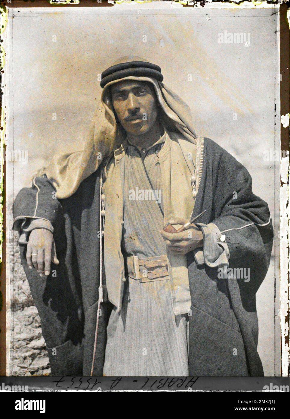 (Französisch - Aqaba , Arabie ( actuelle Jordanie ) UN capitaine de l' armée du royaume du Hedjaz). Stockfoto