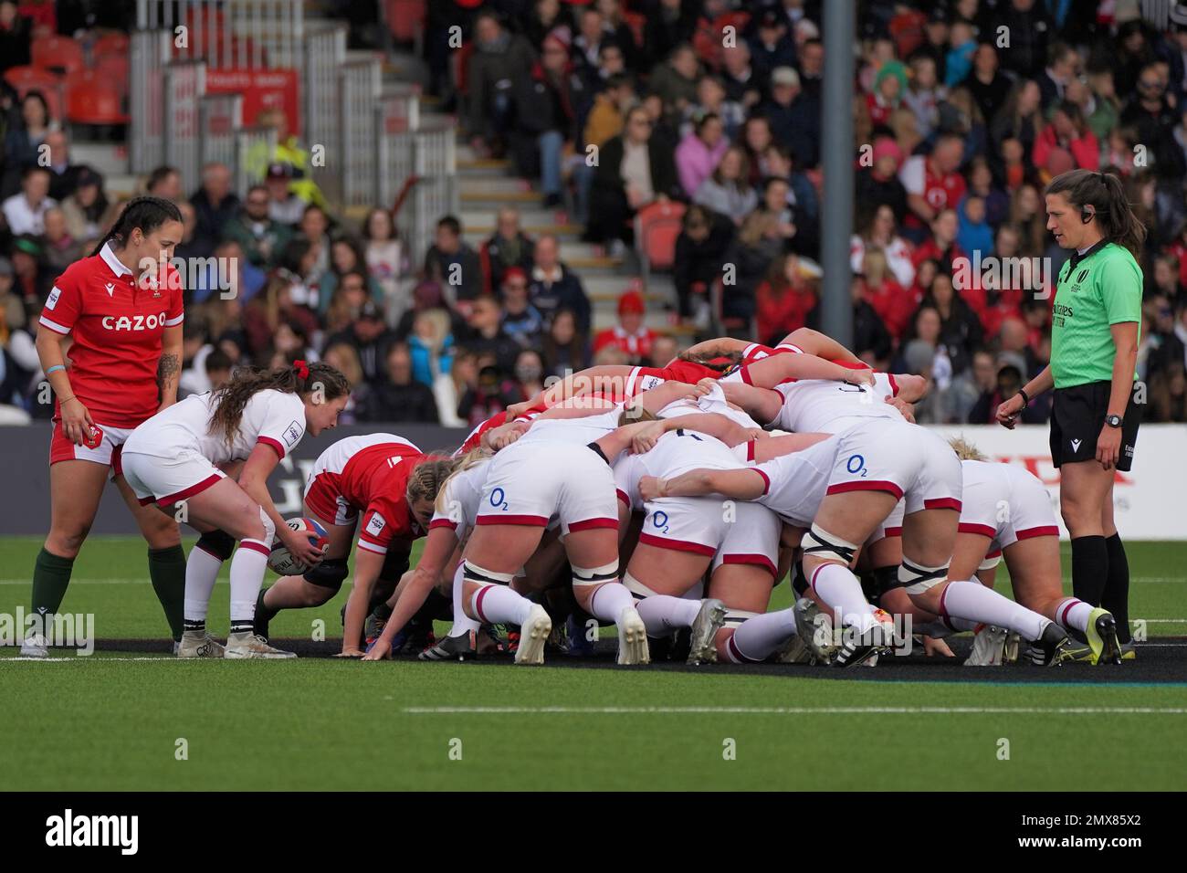 England gegen Wales Scrum, Women's Six Nations 2022 Stockfoto