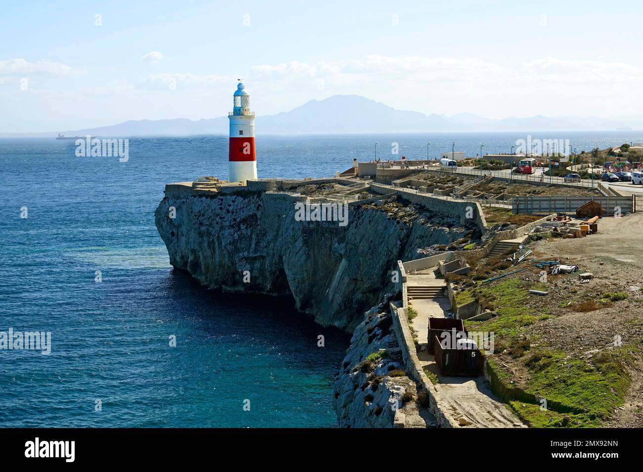 Europa Point Lighthouse Gibraltar ist ein britisches Überseegebiet und eine Stadt an der Südspitze der Iberischen Halbinsel Stockfoto