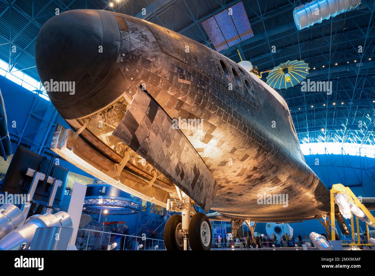 Space Shuttle „Discovery“ im Steven F. Udvar-Hazy Center des Smithsonian National Air and Space Museum, Chantilly, Virginia, USA Stockfoto