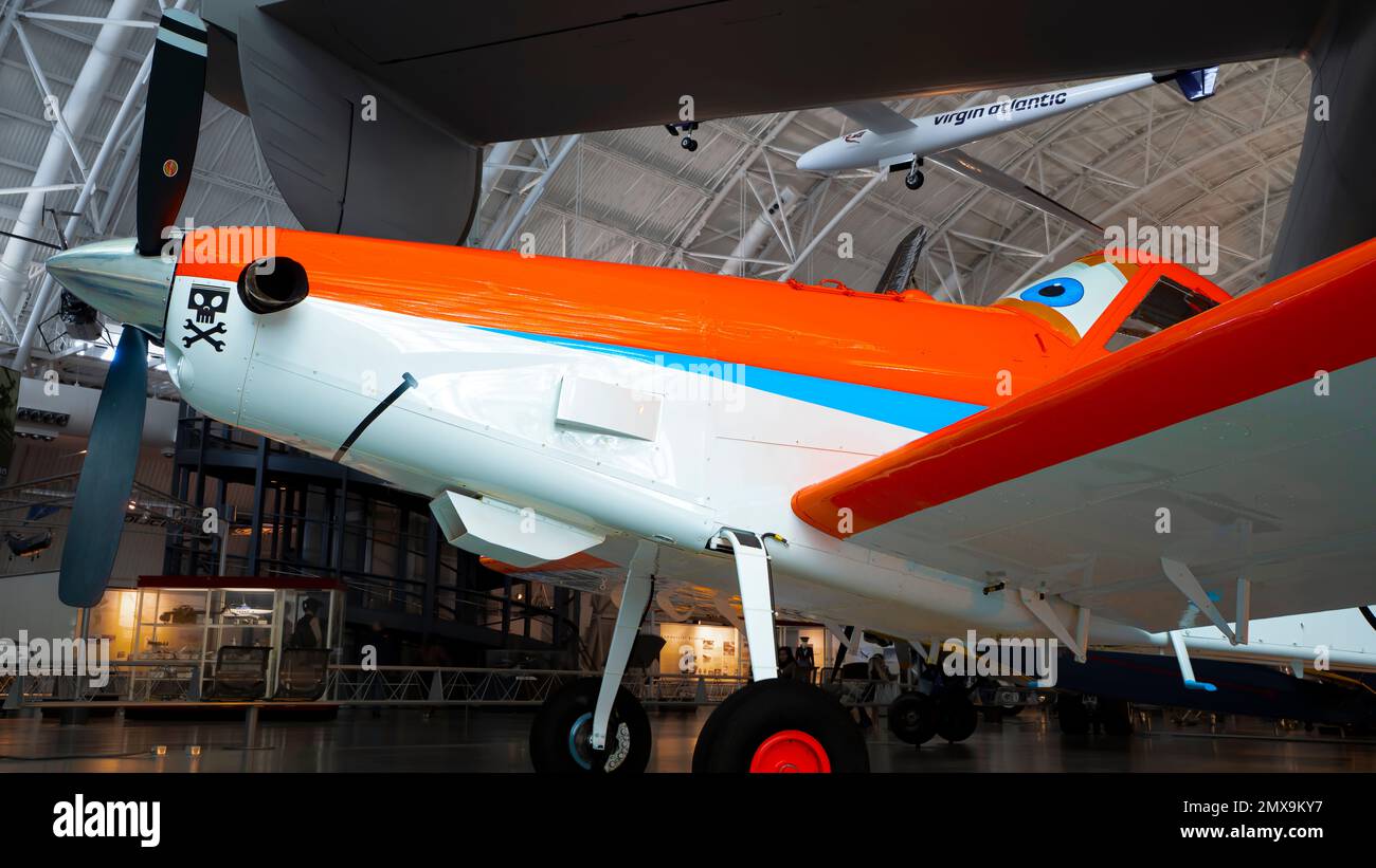 Air Tractor AT-400A „Dusty Crophopper“ im Steven F. Udvar-Hazy Center des Smithsonian National Air and Space Museum, Chantilly, Virginia, USA Stockfoto