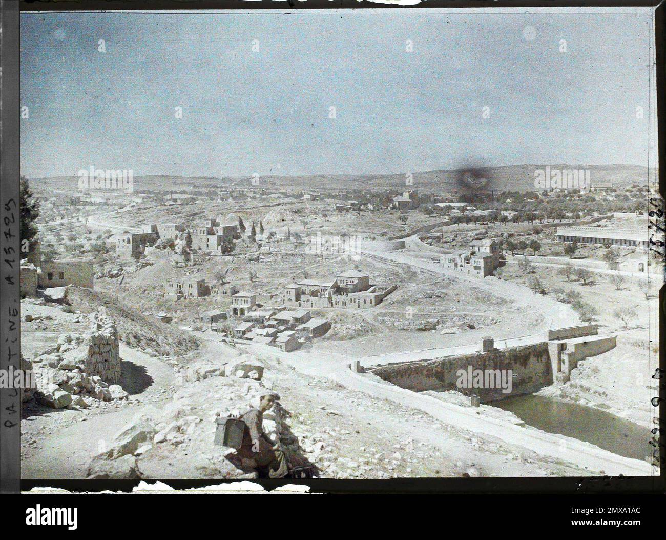 Jerusalem, Palästina Panorama of Birket Es Sultan in the Hinnom Valley , 1918 - Naher Osten, Ägypten, Palästina, Zypern - Paul Castelnau (fotografischer Teil der Armeen) - (Januar 9 - Oktober 6) Stockfoto