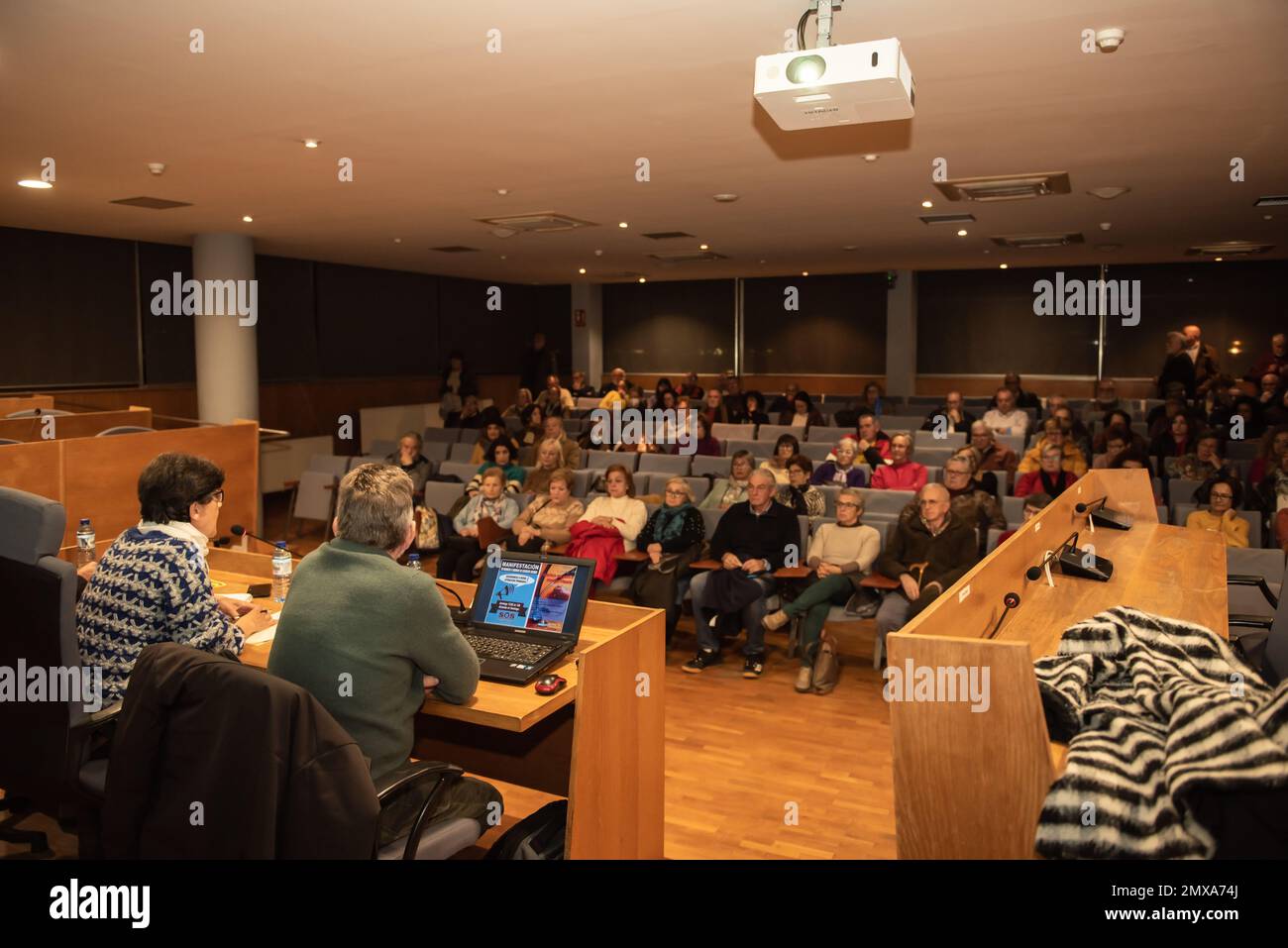 Cangas, Spanien. 02. Februar 2023. Kolloquium der Plattform SOS Sanidad Publica zur Förderung der Demonstration am 12. Februar in Santiago. Stockfoto