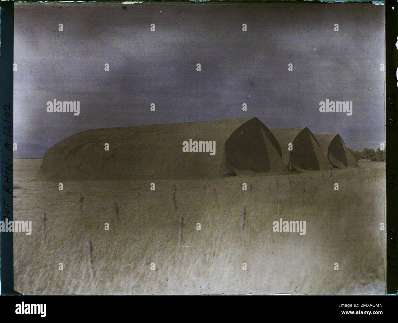 Eglints, Skin-rhin, Aselance, Francs Hancars Camouflaining (Route Linefortmarian) , 1917 - Elsass - Paul Castelnau (fotografischer Teil der Armeen) - (Juni) Stockfoto