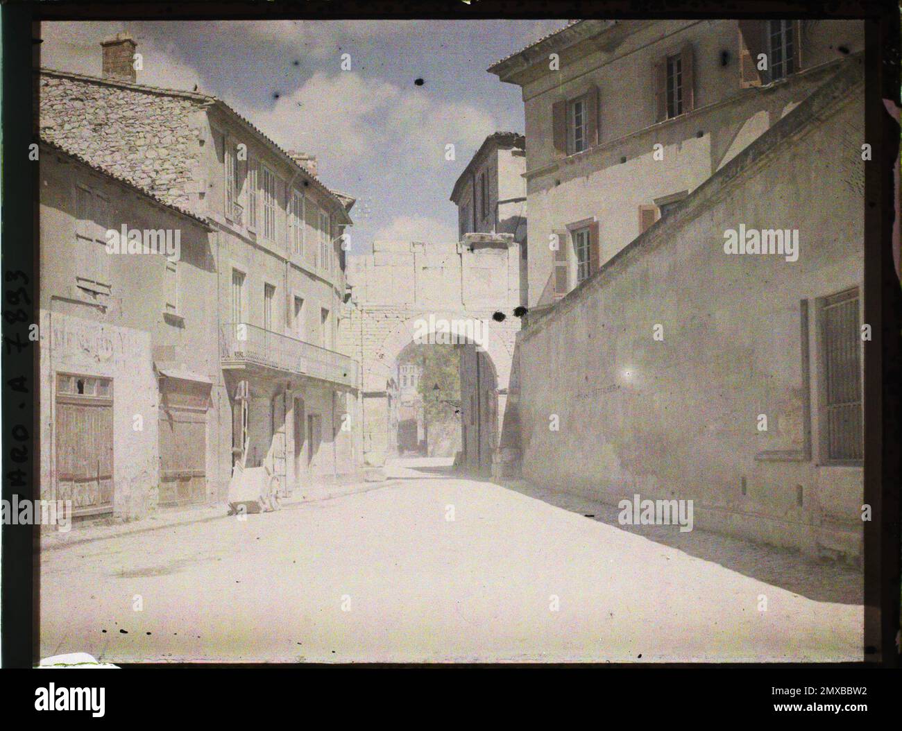 Nîmes, Frankreich die Tür Spaniens, bekannt als Frankreich , 1916 - Französische Provinzen - Jean Brunhes, Auguste Léon und Georges Chevalier - (April - Juli) Stockfoto