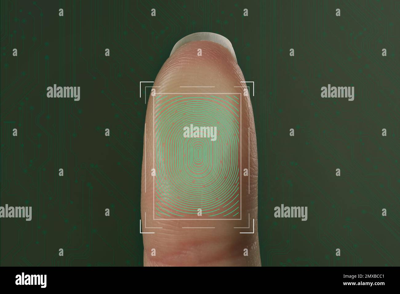 Frau mit biometrischem Fingerabdruck-Scanner auf farbigem Hintergrund, Nahaufnahme Stockfoto