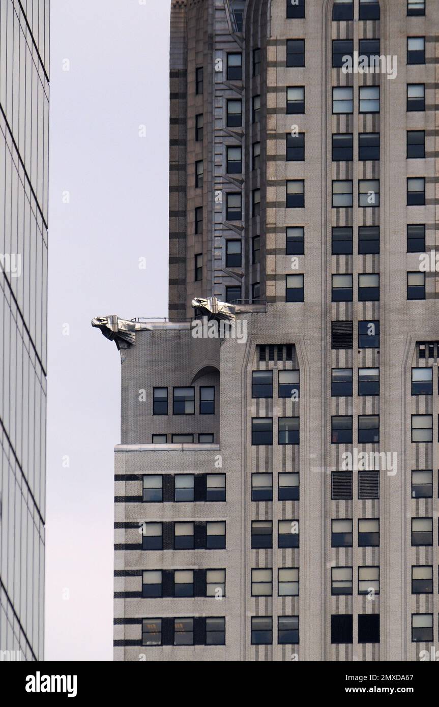 Das Chrysler Building, ein Art-Deco-Wolkenkratzer, das einst das höchste Gebäude der Erde war, befindet sich in der Lexington Avenue, New York City. Stockfoto