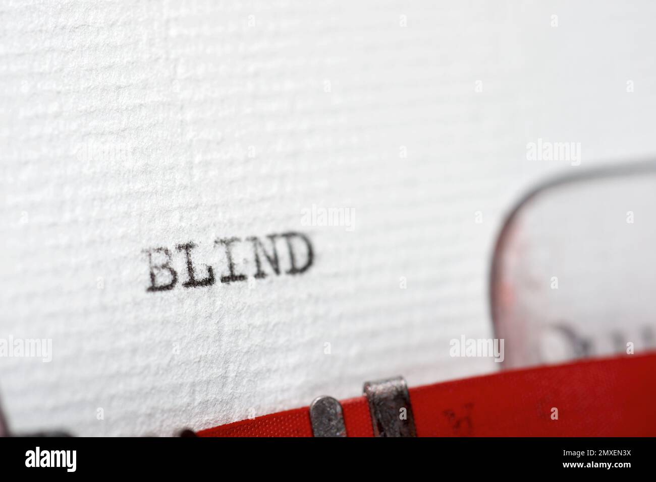 Blindes Wort mit einer Schreibmaschine geschrieben. Stockfoto
