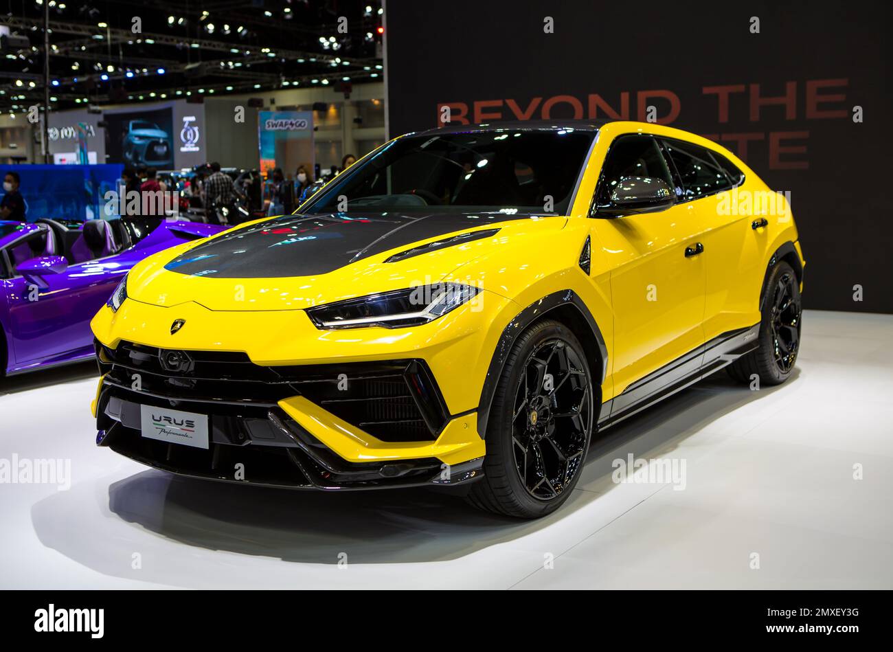 Bangkok, Thailand - 7. Dezember 2022: Lamborghini URUS vorgestellt auf der Motor Expo 2022 Stockfoto