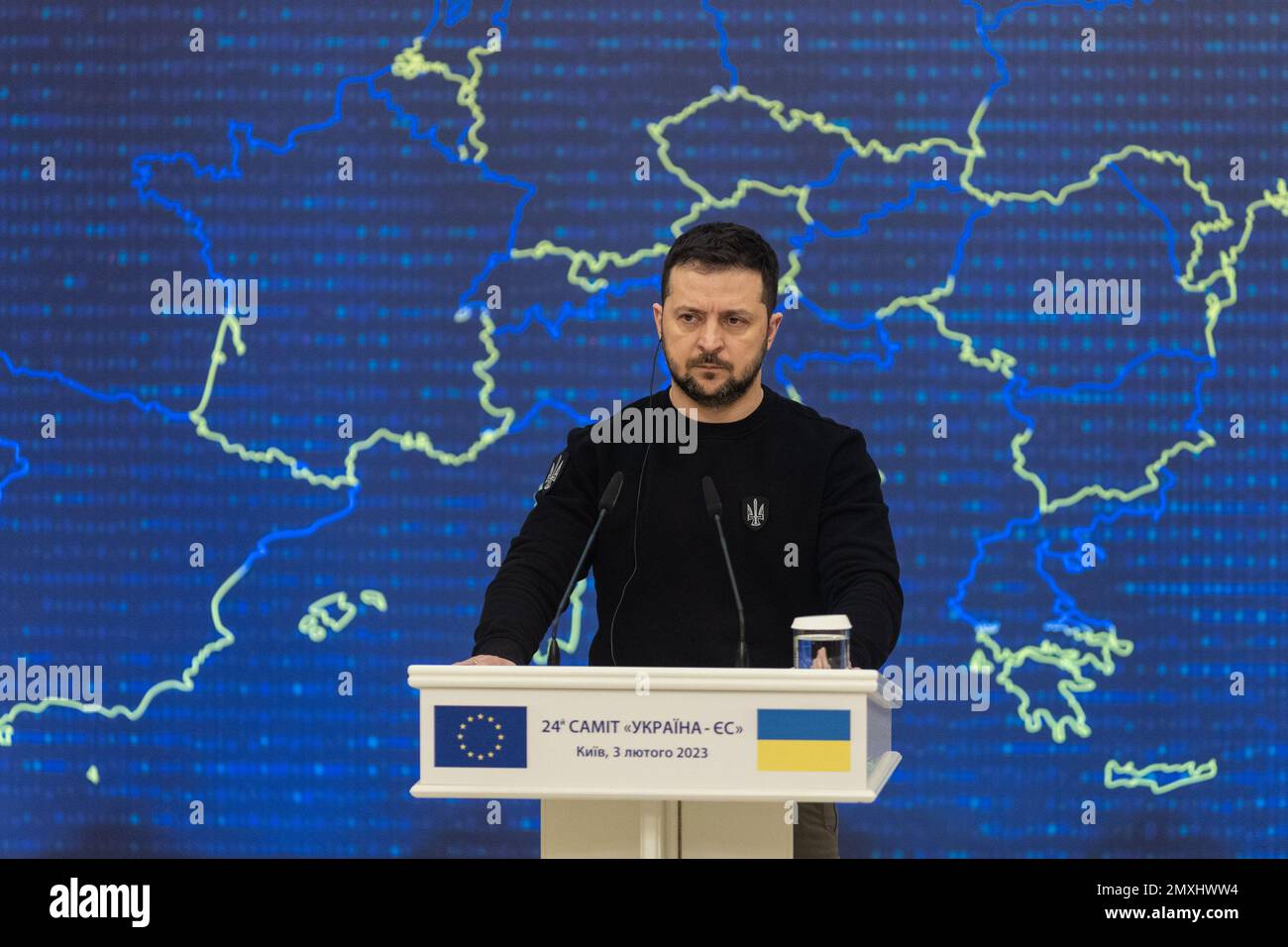 Kiew, Ukraine. 03. Februar 2023. Der ukrainische Präsident Volodymyr Zelenskyi, Ursula von der Leyen der Europäischen Kommission (nicht gesehen) und der Präsident des Europäischen Rates Charles Michel (nicht gesehen) nehmen an der gemeinsamen Pressekonferenz im Anschluss an den 24. EU-Ukraine-Gipfel am 3. Februar 2023 in Kiew (Ukraine) Teil. Foto: Pressestelle des ukrainischen Präsidenten/UPI. Kredit: UPI/Alamy Live News Stockfoto