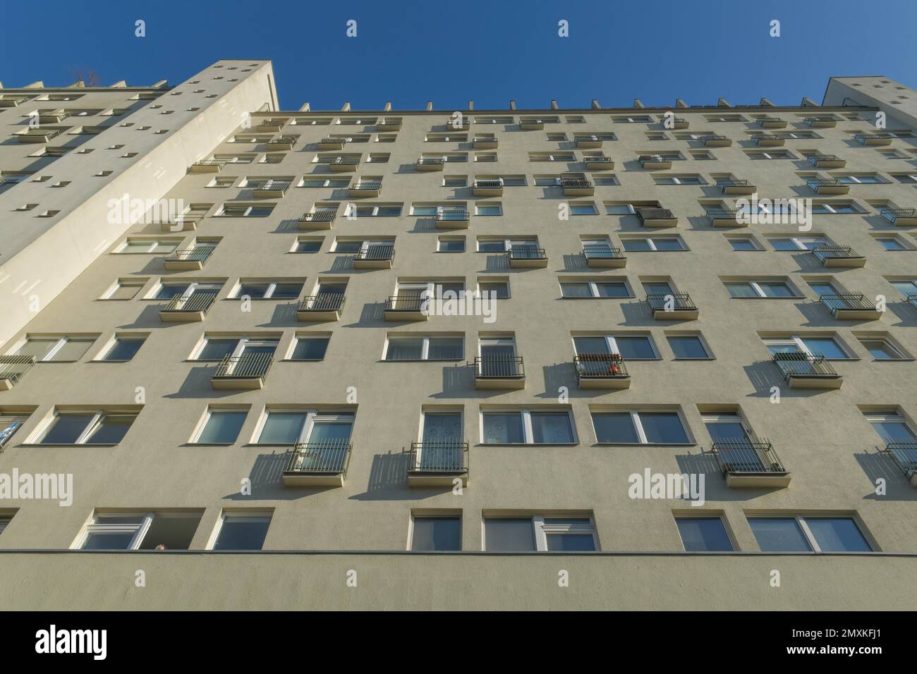 Fassade des WK-Hochhauses, Hauptstraße, Friedenau, Schöneberg, Berlin, Deutschland, Europa Stockfoto