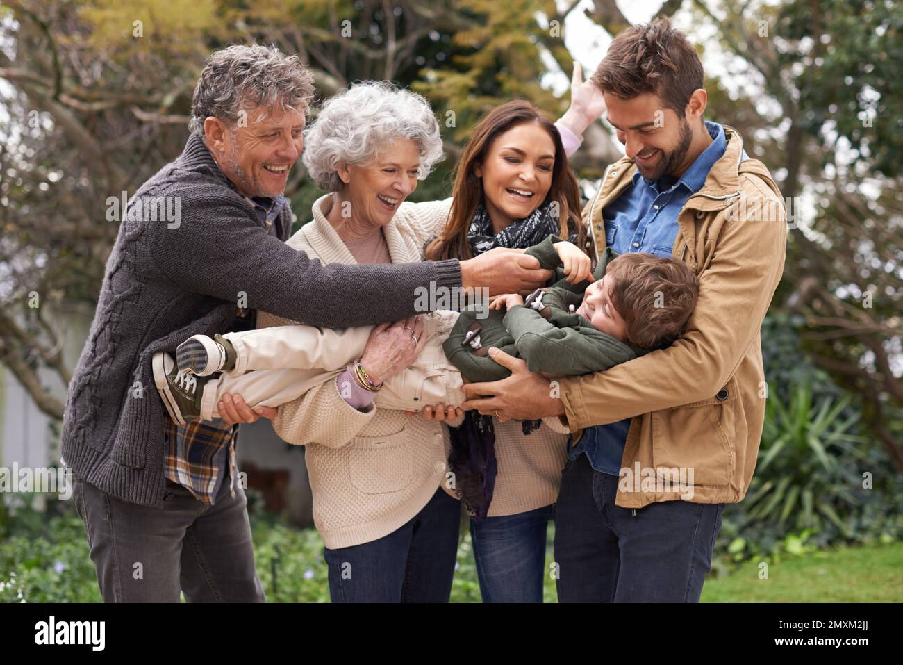Familie ist eine kleine Welt, die durch Liebe geschaffen wird. Eine ...