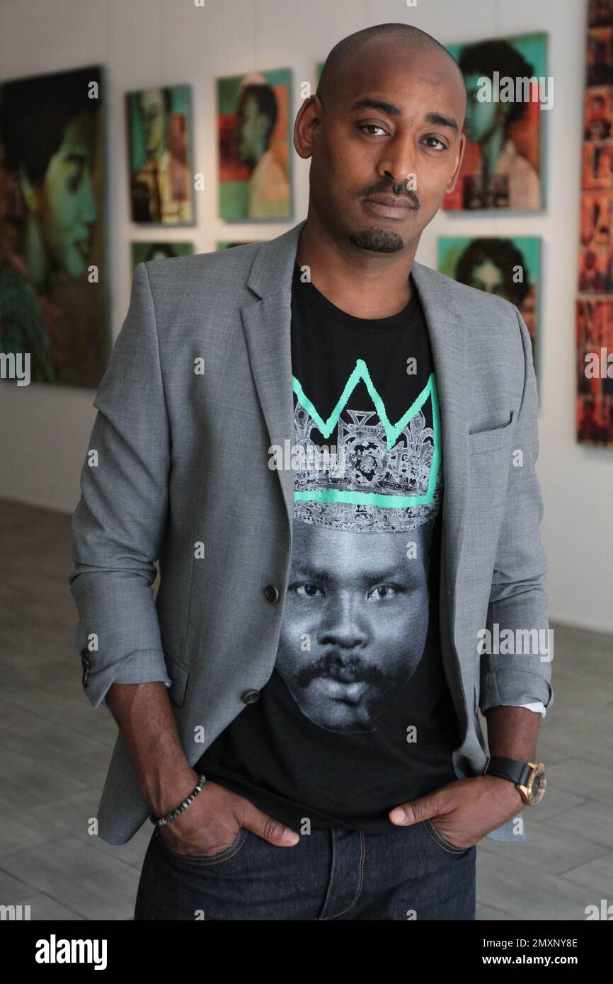 Richard Beavers poses for a photograph in his gallery, Richard Beavers Gallery, in the Brooklyn borough of New York, Thursday July 21, 2016. (AP Photo/Tina Fineberg) Stockfoto