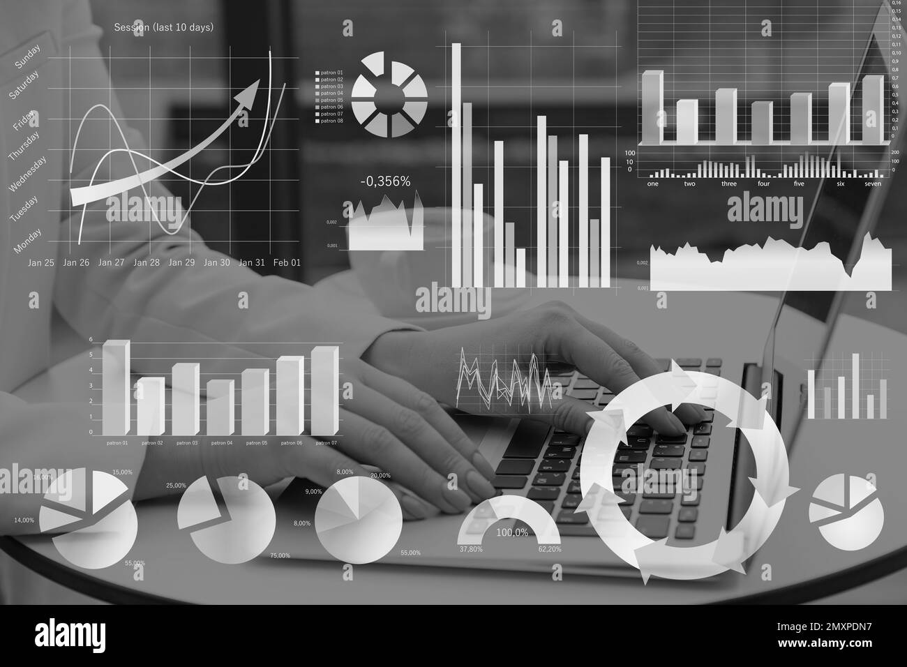 Frau, die mit Notebook und digitaler Grafik arbeitet, Nahaufnahme. Moderne Technologie Stockfoto