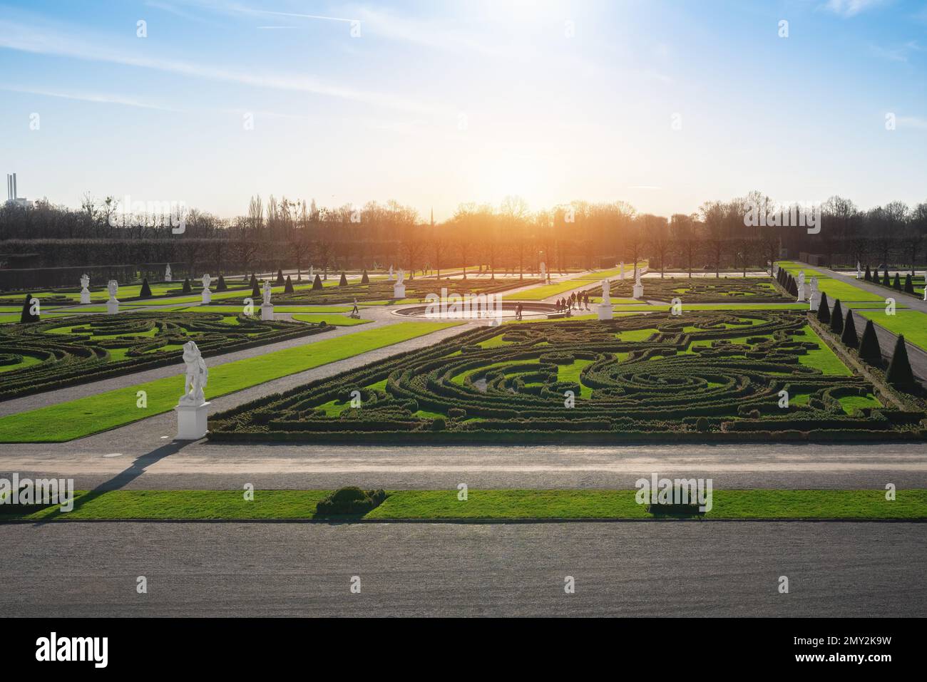 Großer Parterre in den Herrenhausen-Gärten – Hannover, Niedersachsen, Deutschland Stockfoto