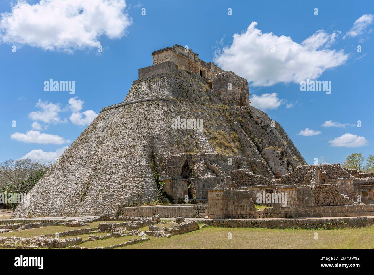 Pyramide des Zauberers, Uxmal, Yucatan, Mexiko Stockfoto