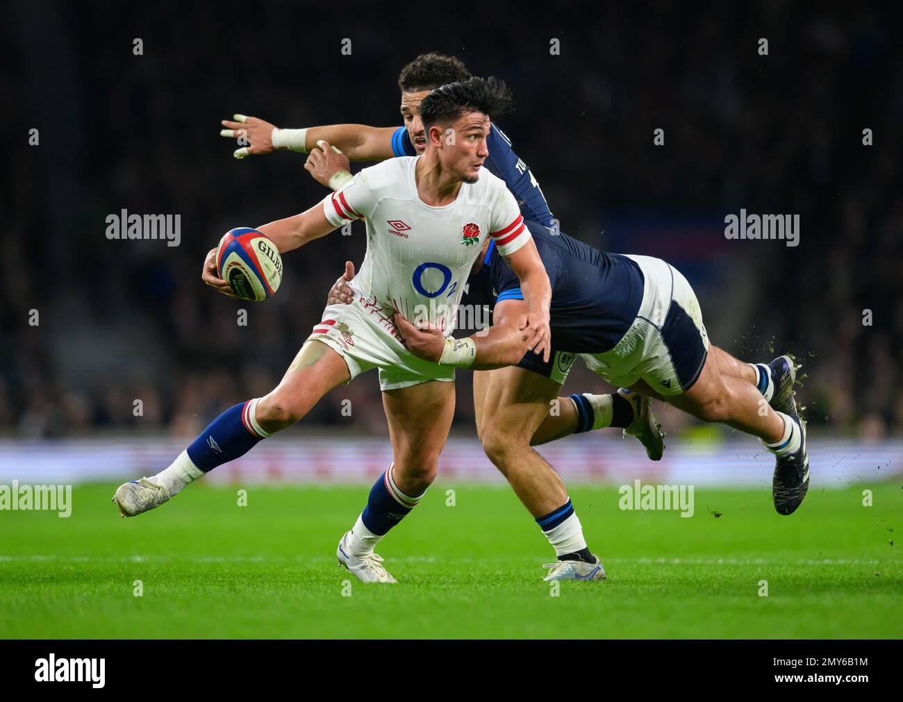 04. Januar 2023 - England gegen Schottland - Guinness Six Nations - Twickenham Stadium Englands Marcus Smith während des Spiels der sechs Nationen gegen Schottland. Bild : Mark Pain / Alamy Live News Stockfoto
