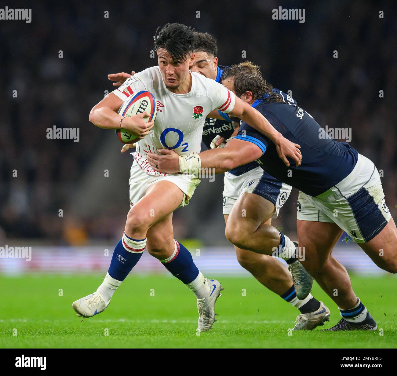 04. Januar 2023 - England gegen Schottland - Guinness Six Nations - Twickenham Stadium Englands Marcus Smith während des Spiels der sechs Nationen gegen Schottland. Bild : Mark Pain / Alamy Live News Stockfoto