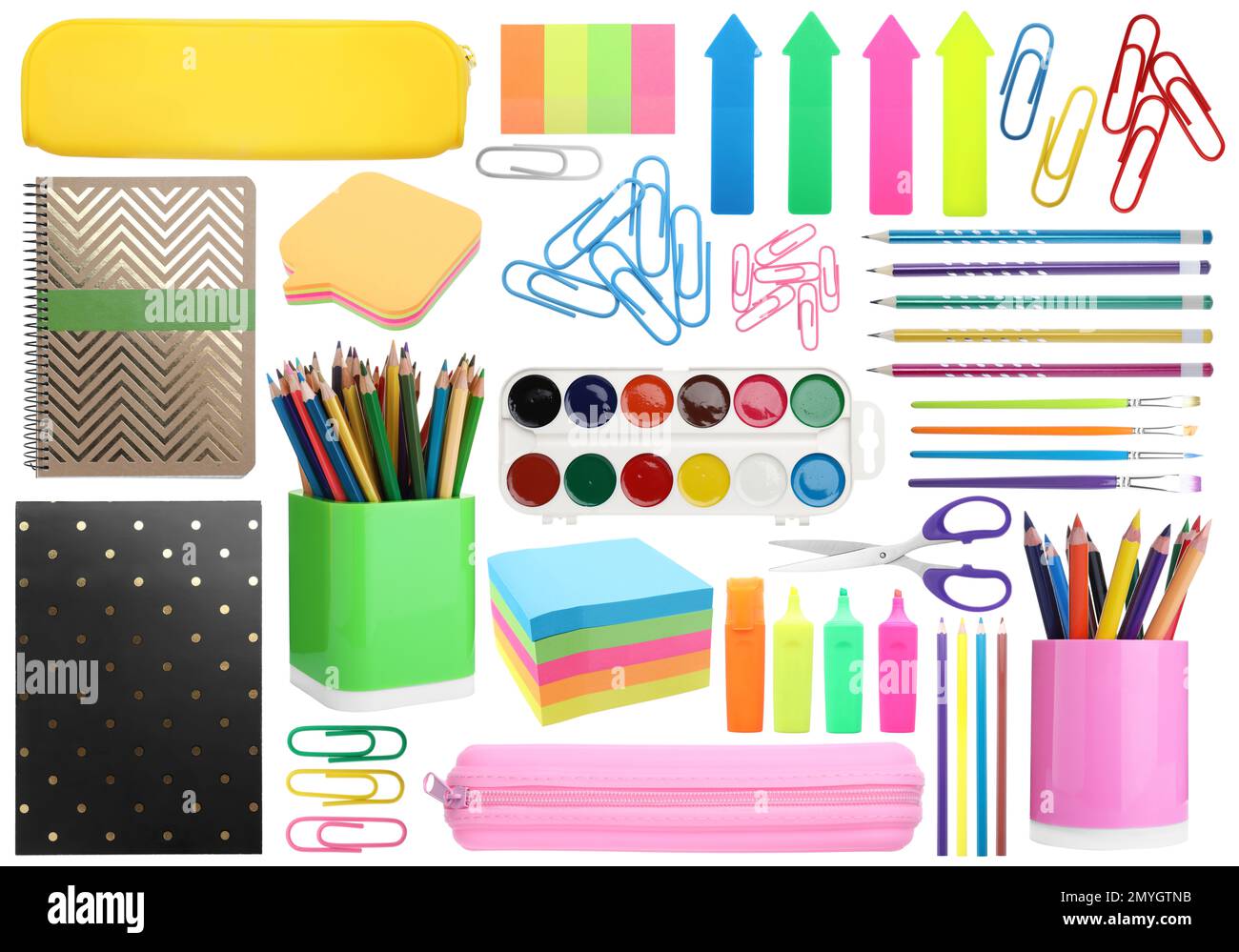 Helles Schulpapier auf weißem Hintergrund Stockfoto