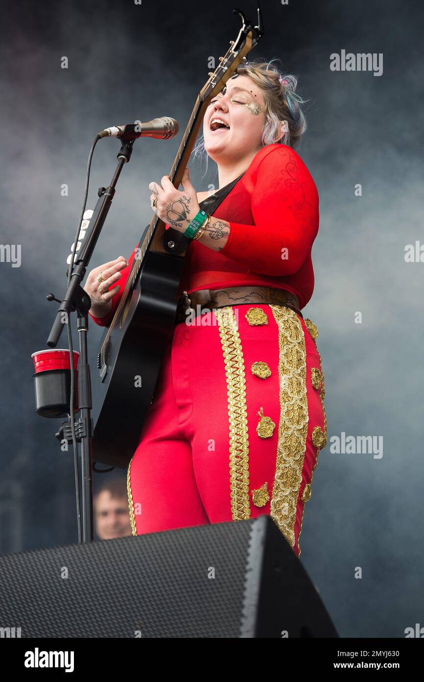 Elle King performs on day one of the Governors Ball Music Festival on Friday, June 3, 2016, in New York. (Photo by Charles Sykes/Invision/AP) Stockfoto