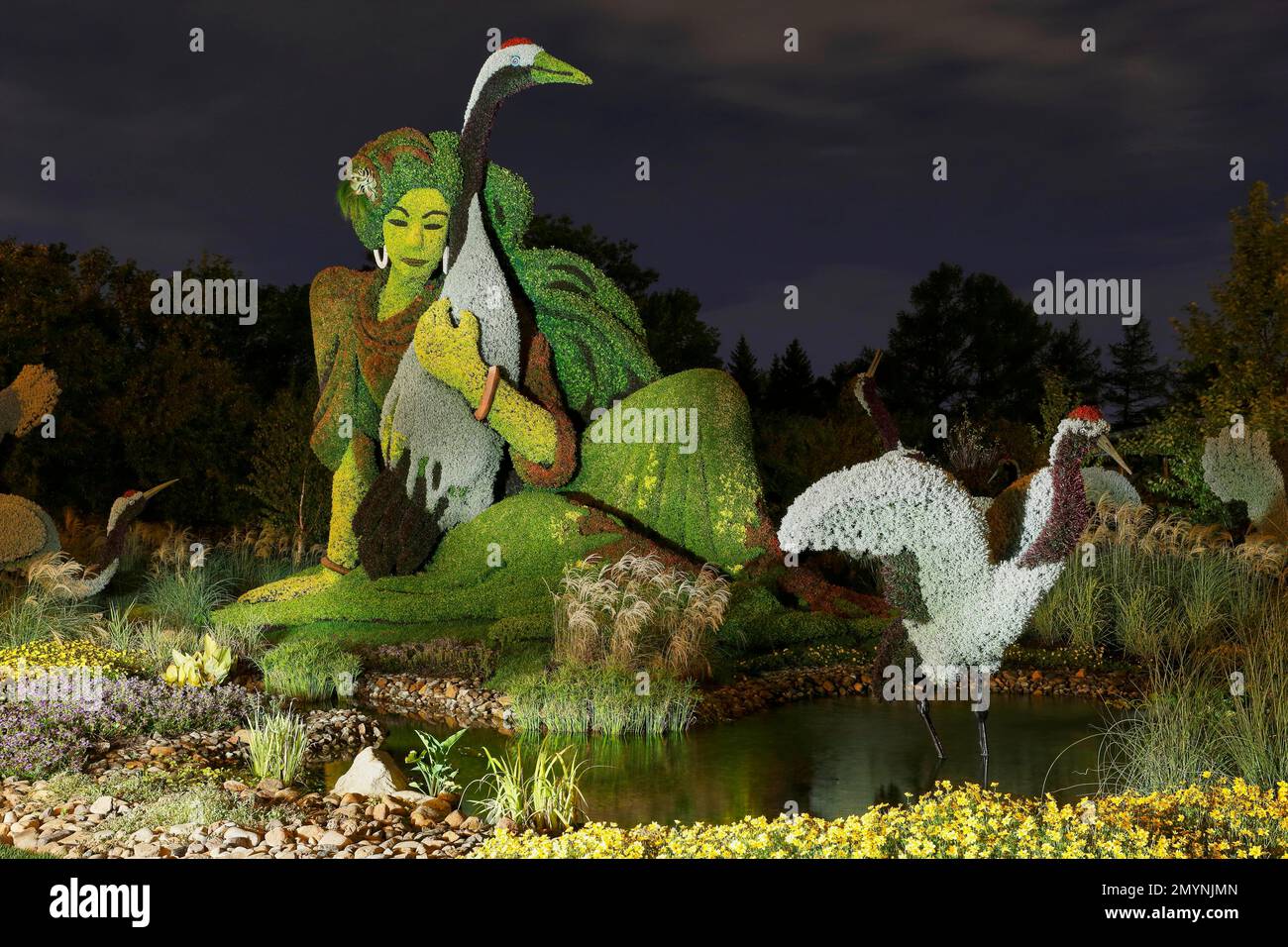 Lichtmalerei Fotografie einer Gartenskulptur, Botanischer Garten, Montreal, Provinz Quebec, Kanada, Nordamerika Stockfoto